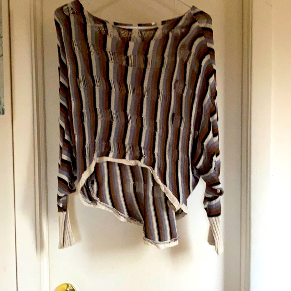 Light see though sweater / shirt / through over.